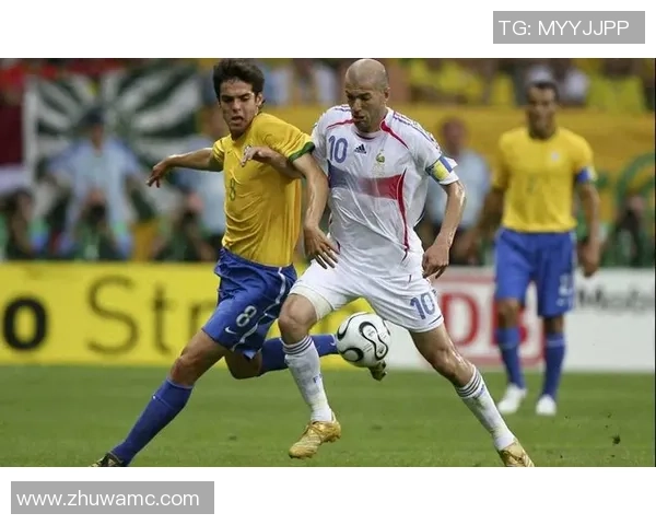 足球界退役球星盘点与未来发展动向解析